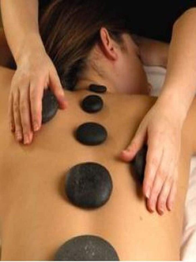 massage aux pierres chaude